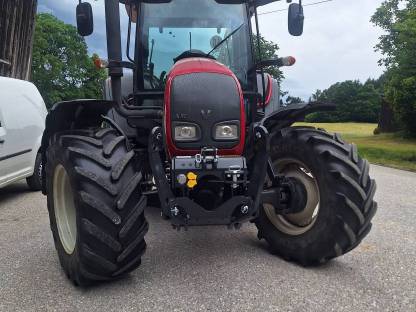 Valtra N92