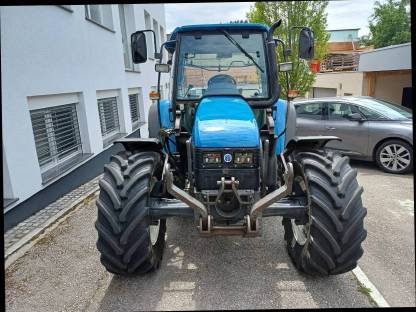 Bild 2:New Holland TL80