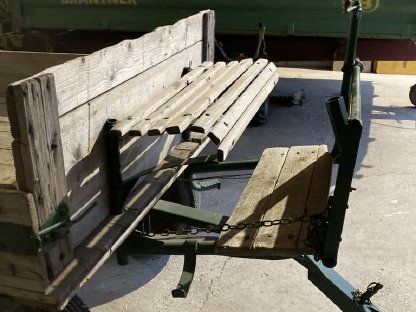 Bild 4:Paternoster Holzanhänger