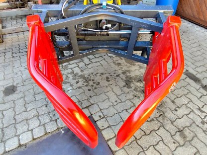 Bild 2:Weidemann Ballenzange