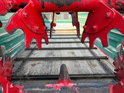 Bild 2:Miststreuer Kirchner & Sohn