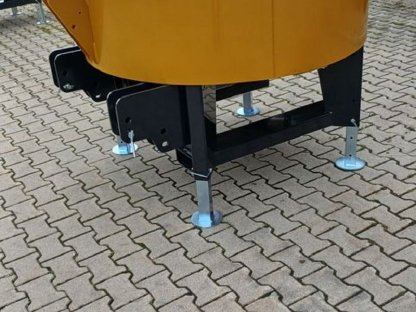 Bild 3:Betonmischer Zwangsmischer Mammut TM 150