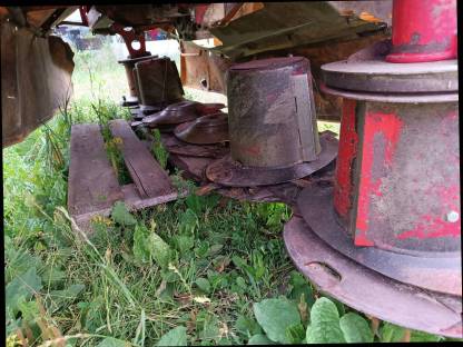 Bild 3:Pöttinger Nova Alpin 266 Frontmähwerk