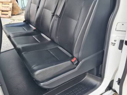 Bild 6:Toyota HiAce 6-Sitzer 2.0 Diesel, Bj. 2020