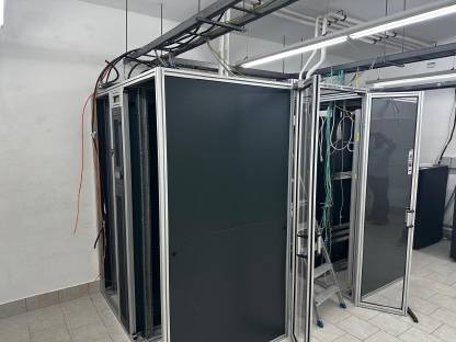 Bild 8:Serverraum inkl. Kühlung
