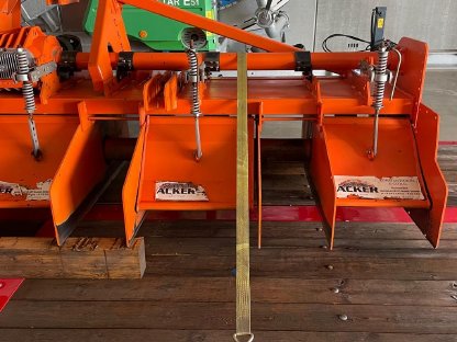 Bild 2:Erdbeerfräse