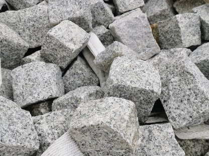 Bild 2:Pflaster Granit Kopfsteinpflaster Kleinsteine