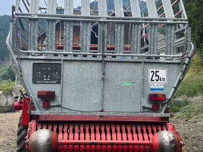 Aufbauladewagen für kurzen Radstand