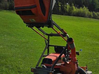 Bild 3:Kubota Rasentraktor