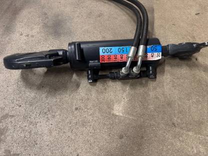 Bild 3:Hydraulischer Oberlenker KAT 3