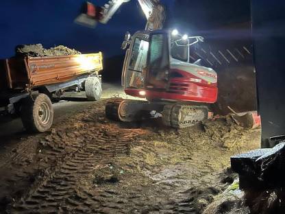 Bild 2:Takeuchi TB 290-2