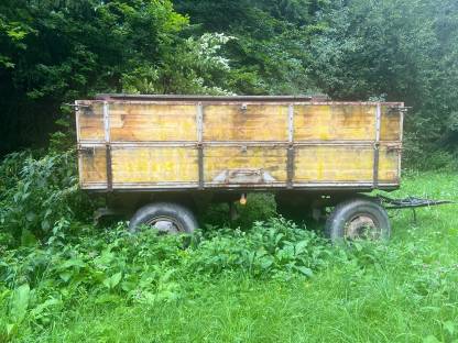 Bild 4:Zweiachsanhänger