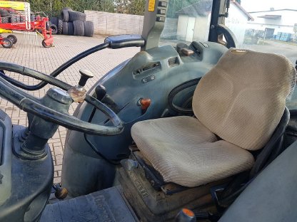 Bild 2:New Holland TN 70 F