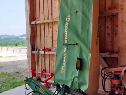 Bild 2:Krone ActiveMow R320 Heckmähwerk