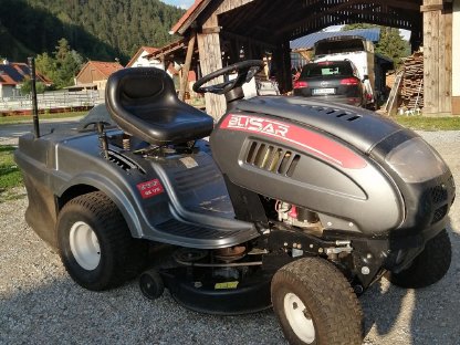 Rasentraktor Blisar (MTD)