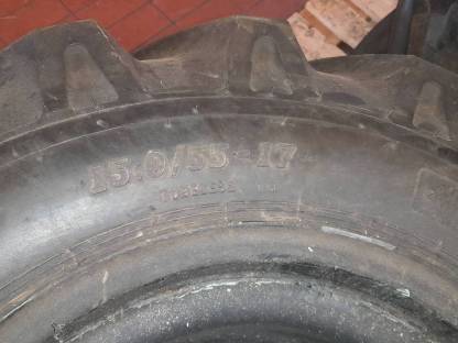 Bild 3:Komplettbereifung Weidemann Aebi Lindner Reform Pöttinger