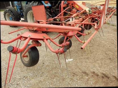 Bild 3:Krone Kreiselheuer 6.40/6