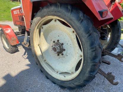 Bild 2:Kulturräder Steyr 8070