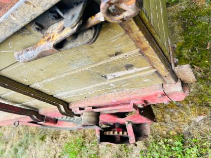 Bild 8:Krone Optimat Miststreuer