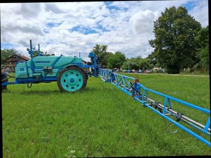 Bild 8:Berthoud Pflanzenschutzspritze