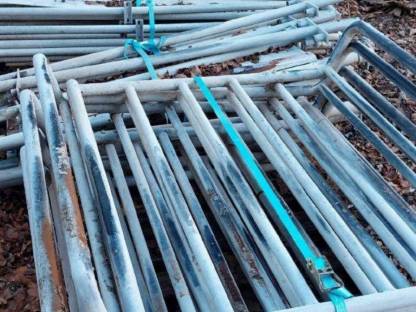 Bild 3:Torsteuerung und Boxen