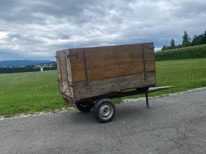 Bild 2:Anhänger