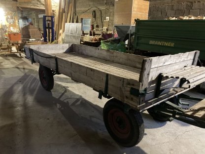 Bild 2:Paternoster Holzanhänger