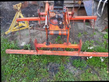 Bild 2:Heukran-Zange