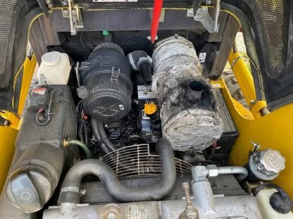 Bild 7:Komatsu SK714 Kompaktlader