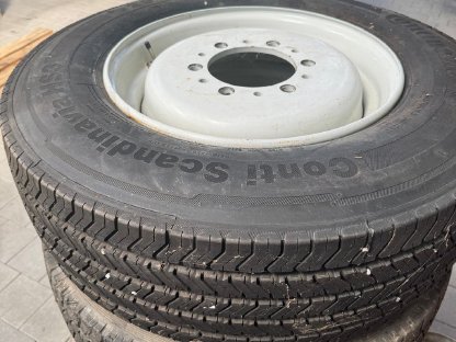 Kommunalbereifung für UNITRAC oder Reform Muli