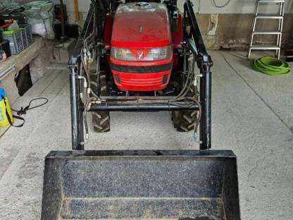 Bild 4:Kleintraktor Set, 4 Anbauteile, Yanmar