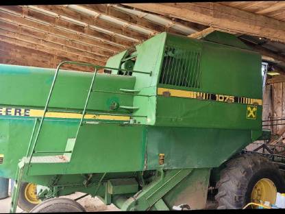 Mähdrescher John Deere 1075