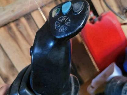 Bild 5:MX Frontladerkonsole