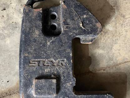 Bild 2:Steyr Frontgewichte