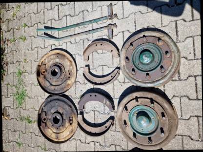 Bild 2:Steyr 180a Halbachsen mit Bremse