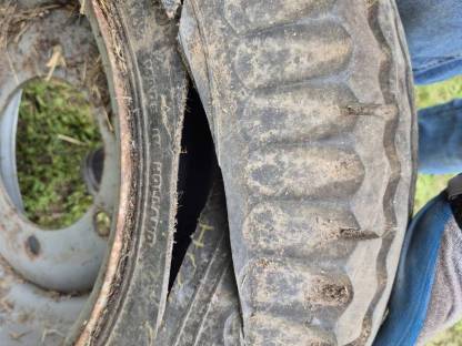 Bild 8:1 Stk. Felge Komplettrad 9x15.3