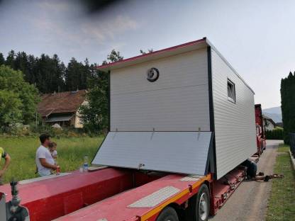 Bild 3:Hühnermobil K110