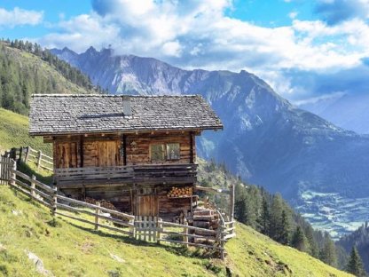Suche Bauernhaus oder Alm