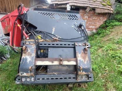 Bild 3:Einstreugerät