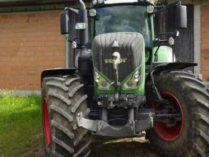 Fendt 826 Vario S4 Profi Plus