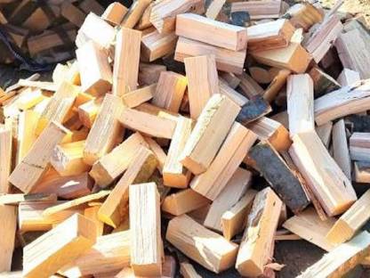 Brennholz trocken ofenfertig