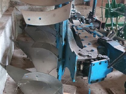 Bild 5:Drehpflug Lemken Vario-Opal 100