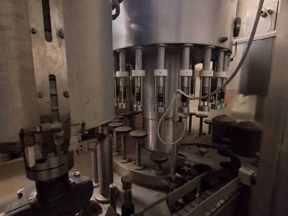 Bild 6:20-stelliger Füller AROL