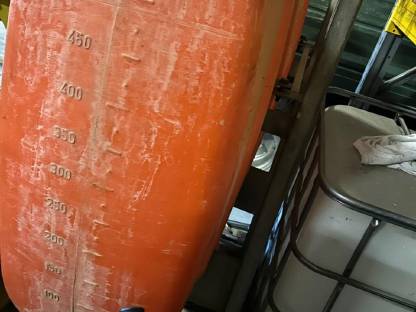 Bild 3:Spritze / Tank 550 Liter Jesur Sattelspritze Weingarten