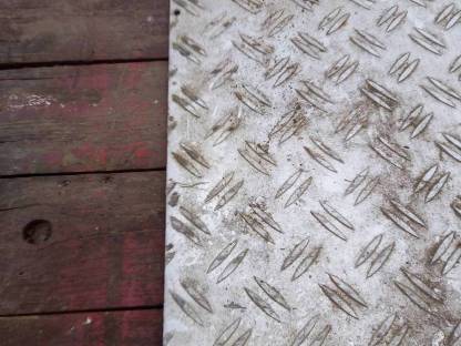 Bild 5:Gebrauchter Schacht Deckel aus Alu