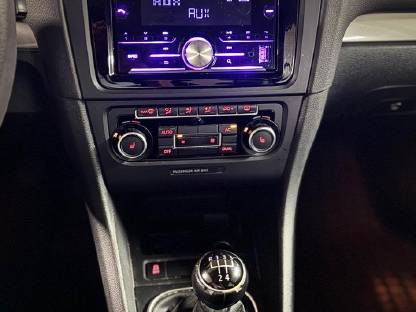 Bild 7:Golf 6 1.6 TDI 1. Besitz, Pickerl neu