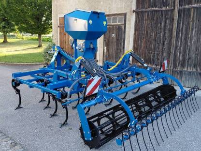 Bild 8:Agripol Leichtgrubber 4 m