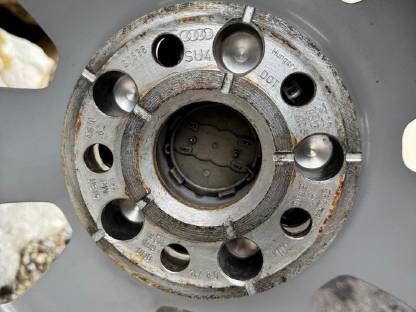 Bild 5:Komplettradsatz von Audi