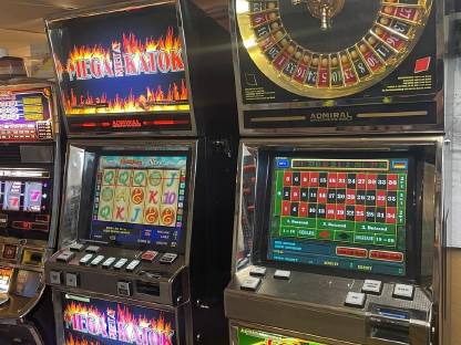 Bild 2:Spielautomaten Sammlung