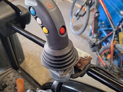 Bild 3:Deutz 3050 Winterdienst